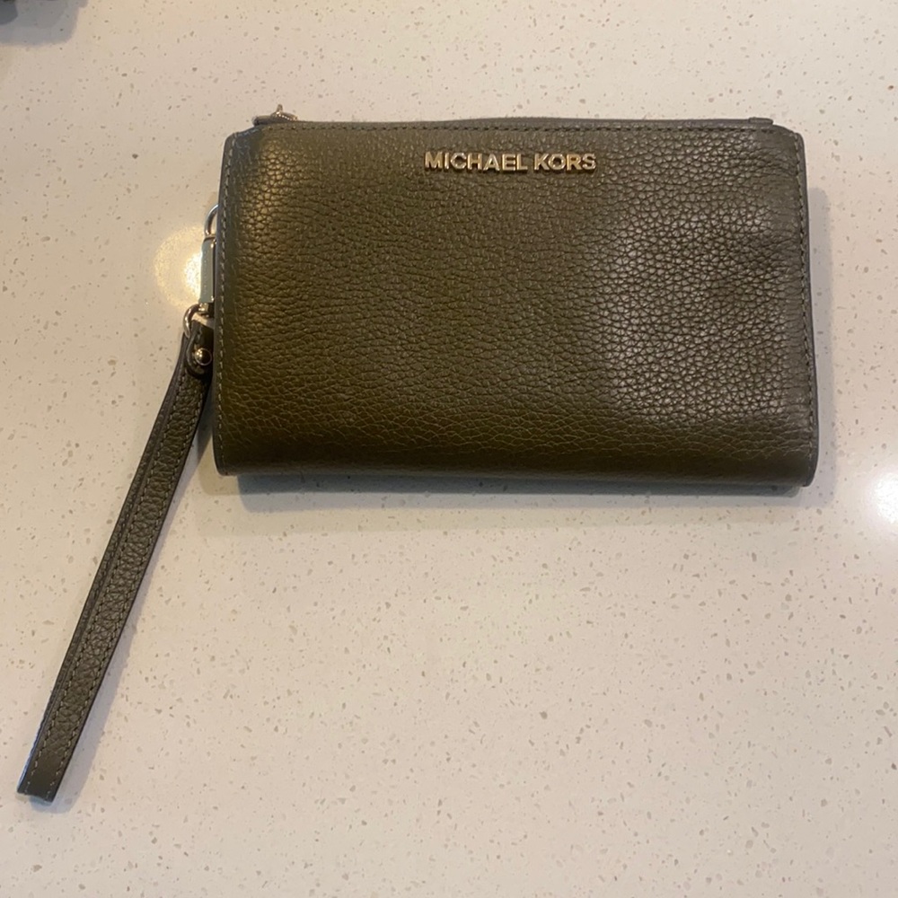 Michael Kors Wallet Wristlet